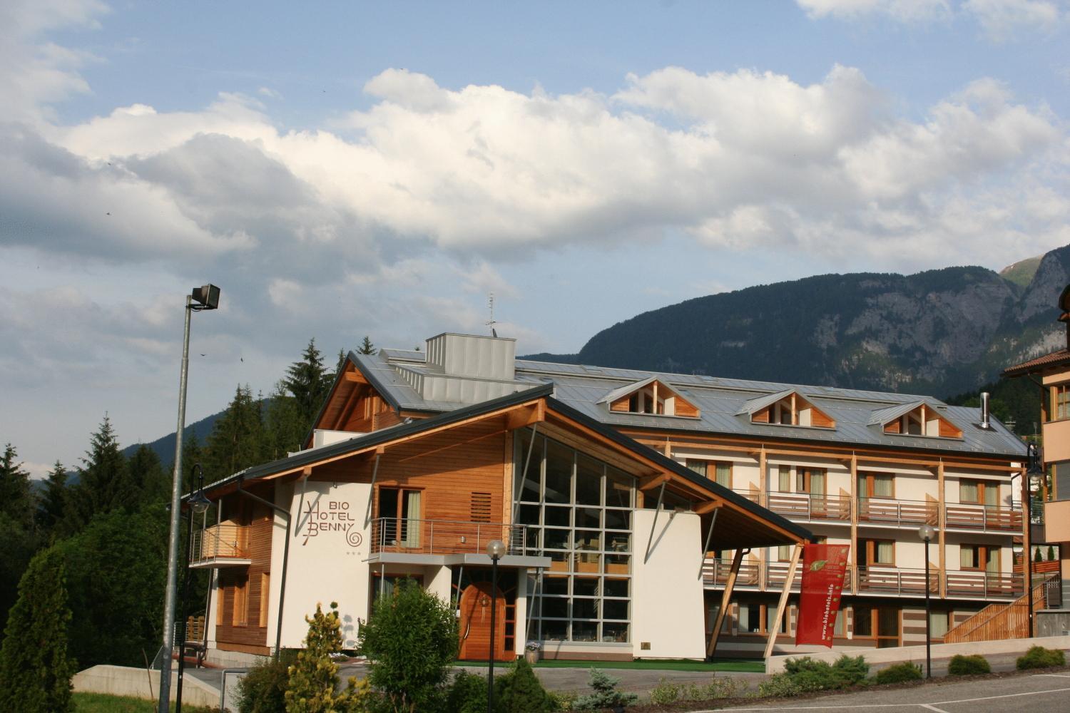 Bio Hotel Benny Mezzana  Exterior photo